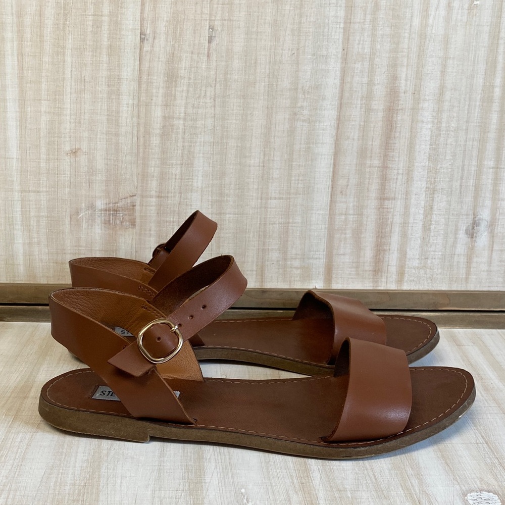 Steve Madden Donddi Sandals